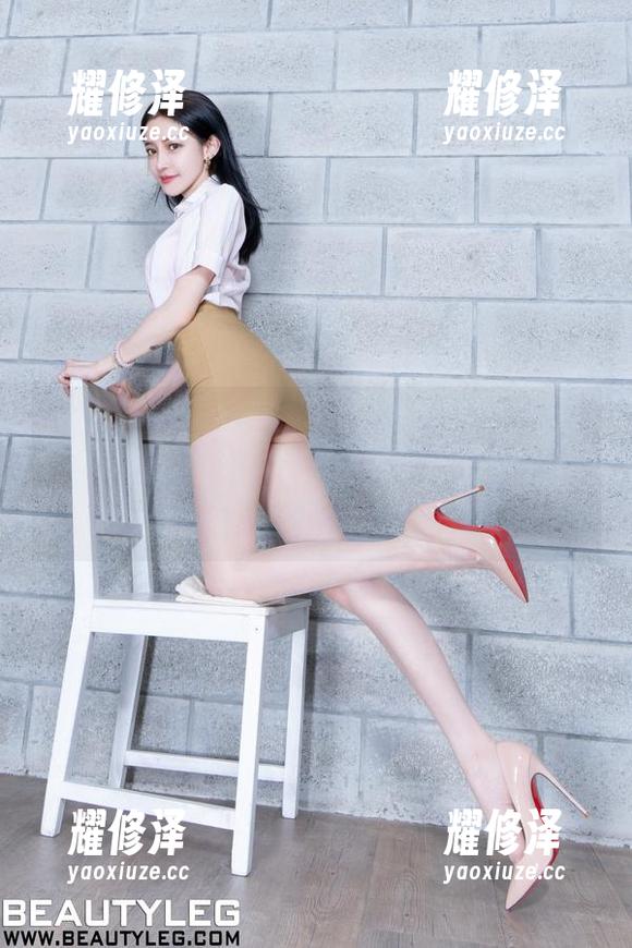 Beautyleg - 又一次，Eunis在“死库水”里找到快乐——原图中的小细节真让人忍俊不禁！