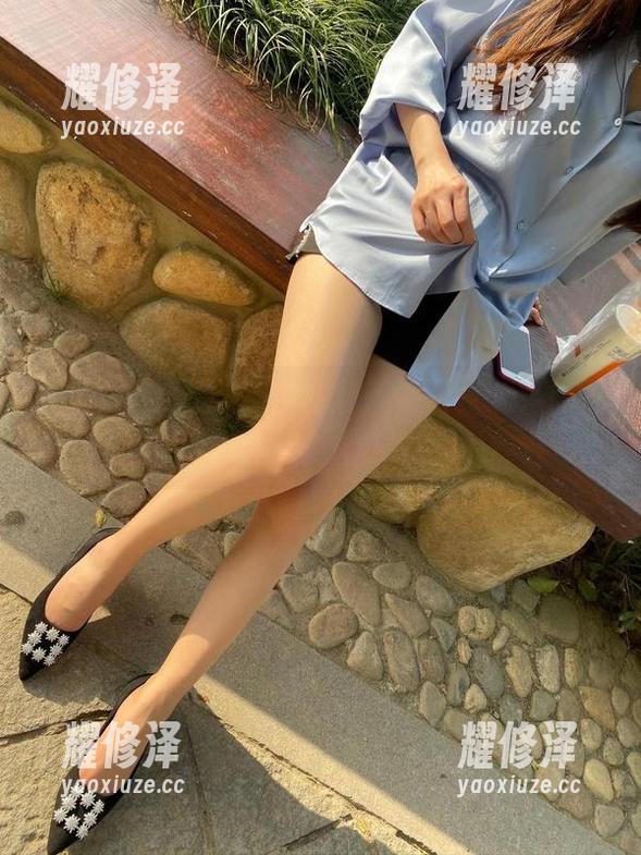 微密圈 - 最新的July芝岚奶牛照，真让人想为牛也穿上流行款！