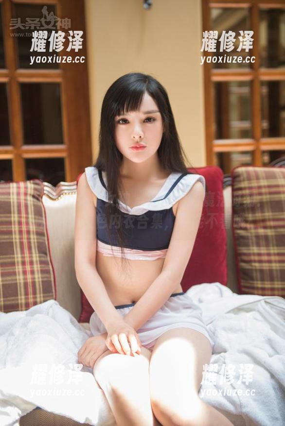 TouTiao头条女神 - 温心怡的魔法时刻：白床单、蓝色内衣合集，不能不看哦！
