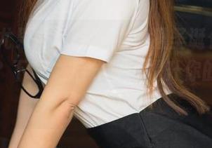 UGirls尤果网 – 全套孟狐狸圣诞作品，怎么回事？下载之后分分钟提升你的‘节日战斗力’！