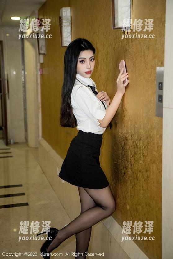 Xiuren秀人网-刘婷婷 Xiuren秀人网 - 随意翻看,刘婷婷的图包里姐姐的样子超自然!