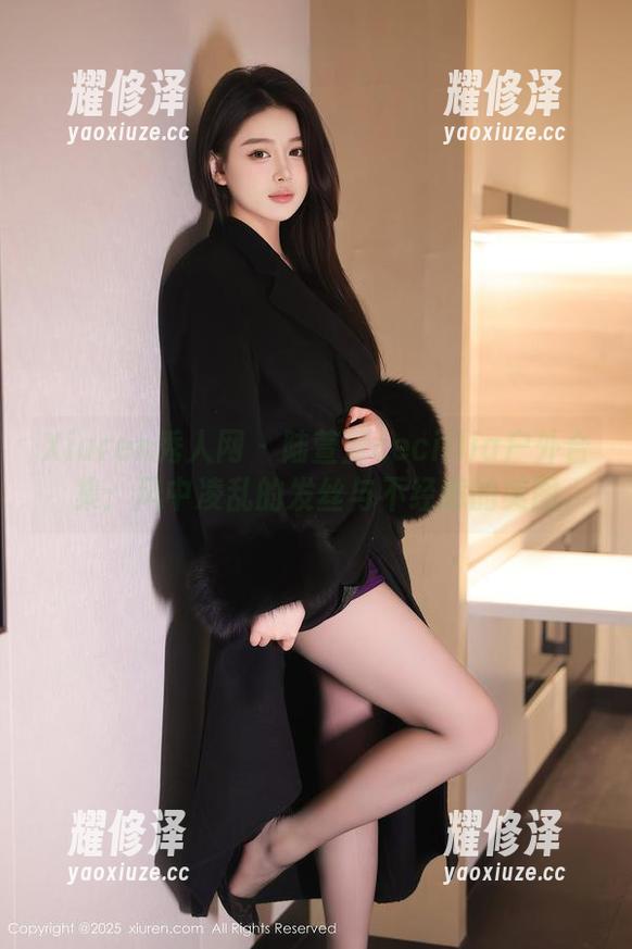 Xiuren秀人网 - 陆萱萱cecillia户外合集：风中凌乱的发丝与不经意的美图