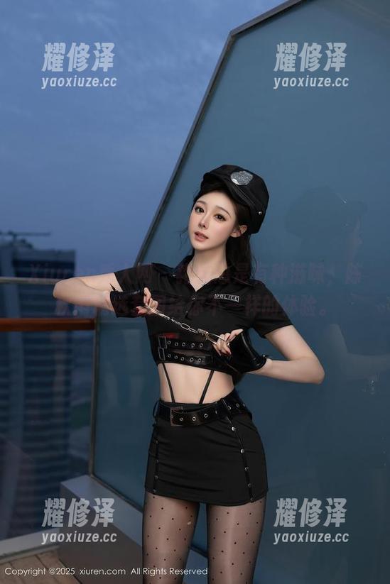 Xiuren秀人网 - 豹纹总是有种滋味，陈秋雨精选套图给你不一样的体验。