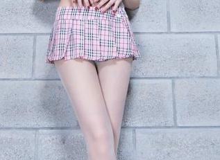 beautyleg – 看完免费的Sarah制服照片，我只想偷偷分享给朋友。