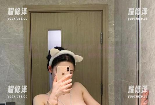 微密圈 - 输入“不爱笑的赛琳黑丝连体”就是进入一个充满诱惑的世界，定制的每个细节，图片中都能摸到。