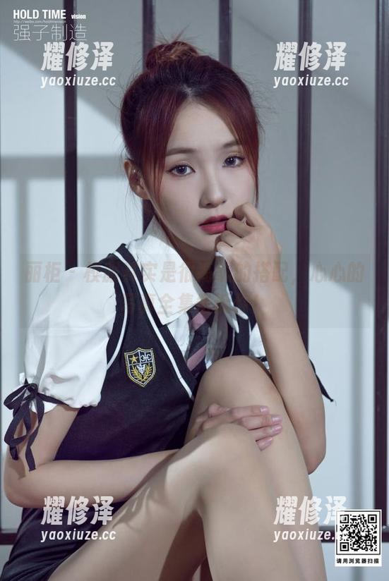 丽柜 - 校服其实是很高级的搭配，心心的写真全集告诉你！