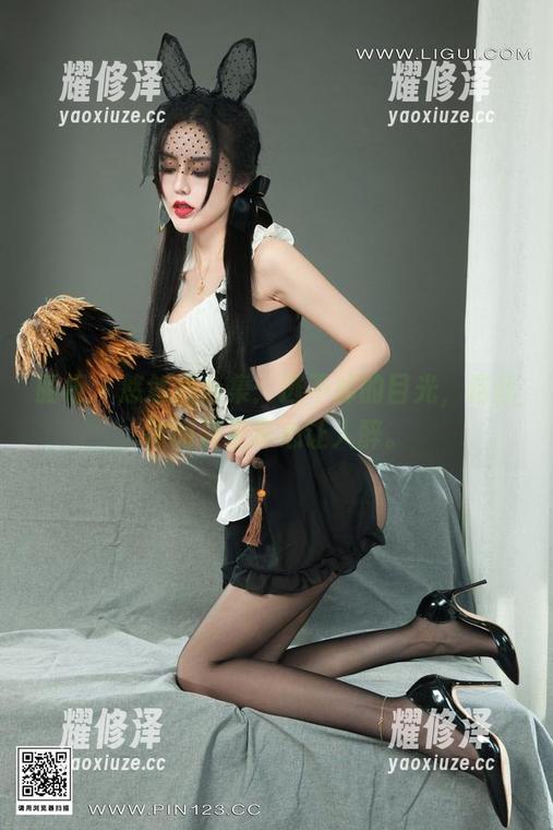 丽柜 - 悠悠悠合集：逃不掉的目光，这丝袜的确是真心让人醉。
