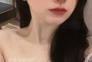 倦倦喵的黑猫精选：猫咪的懒散真是无敌了