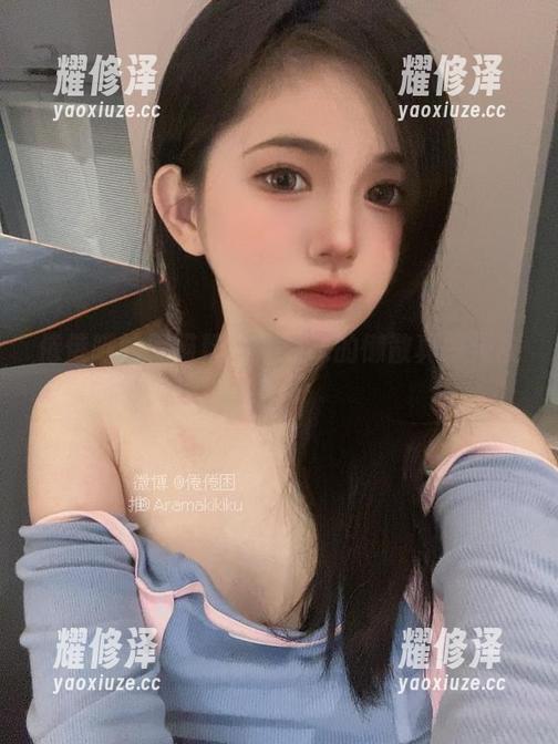 倦倦喵的黑猫精选：猫咪的懒散真是无敌了