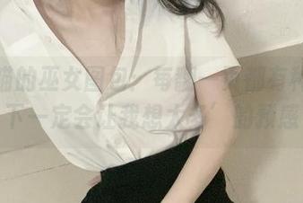 倦倦喵的巫女图包：每翻一页都有种‘这下一定会让我想太多’的预感
