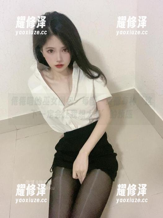 倦倦喵 倦倦喵的巫女图包:每翻一页都有种‘这下一定会让我想太多’的预感
