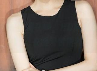 克拉女神 – 姜璐在线，HD版皮衣秀，真想问衣服没贵吧？