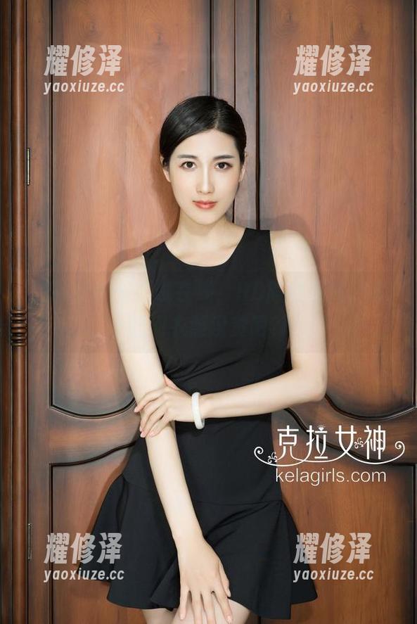 克拉女神-姜璐 克拉女神 - 姜璐在线,HD版皮衣秀,真想问衣服没贵吧?