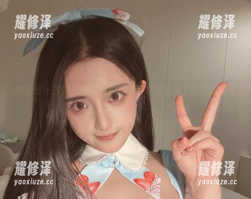 微密圈 - 古阿扎的白丝宇宙：当原图变成了图册的好奇心