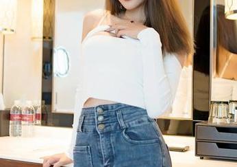 嗲囡囡 – 每一张都充满火花，陈雅漫VICKY的双人美图合集太出彩了吧