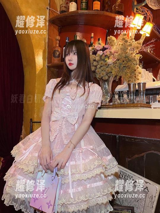 妖君白研的失控时刻：忍野忍高清图包，你确定不要拷贝吗？