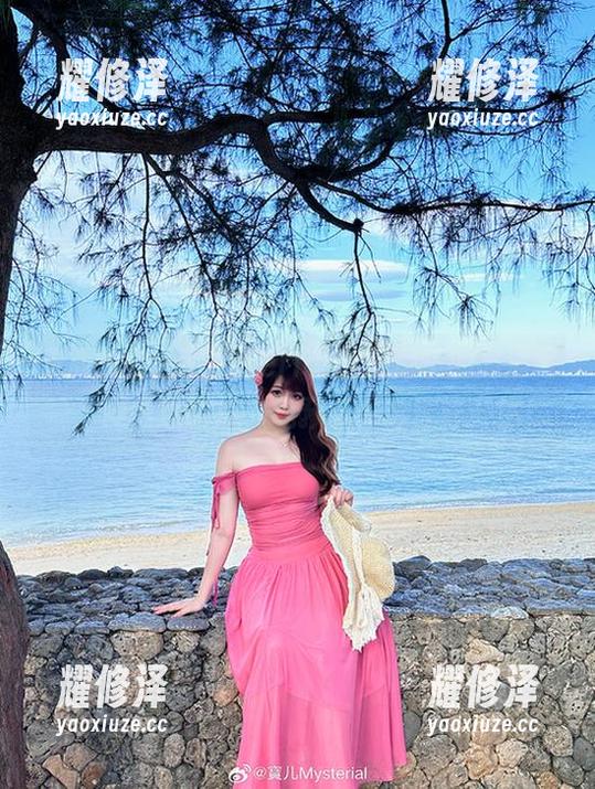 走心的宝儿mysterial，索尼子的高清写真，瞧瞧这画风，我预测评论区炸开锅！
