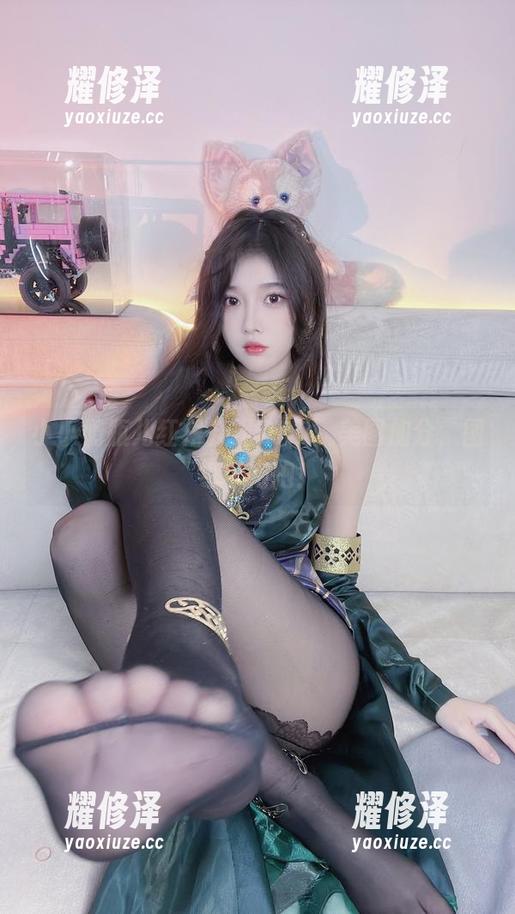 小小奶瓶儿红裙公式v1.0：美图加分，图包求抱抱！