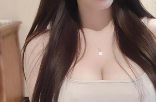 微密圈 – 小玉吃果冻试图引导，哥哥们注意！妹妹的图集来了！