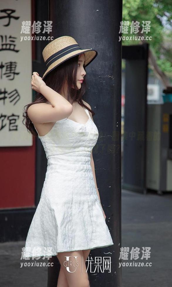 尤果网 - 颜颜的户外私拍：图集中藏着的小秘密你发现了吗？