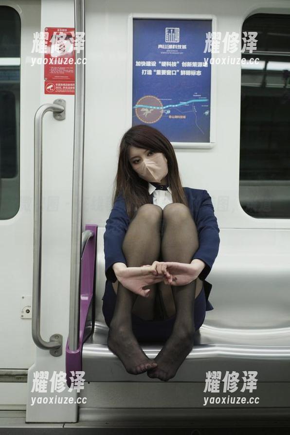 微密圈 - 在线等就是阿朱啊的美图，难道女神也有普通一天？