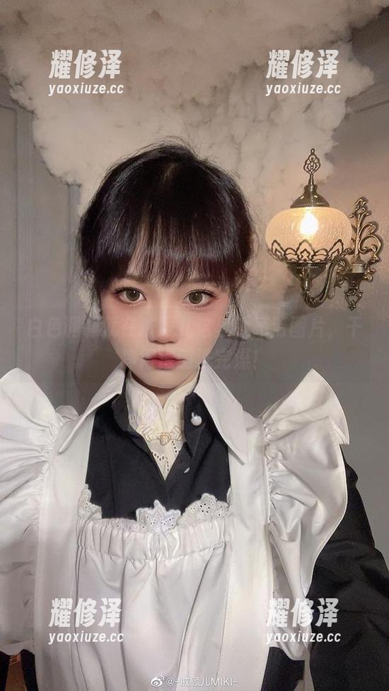白色调调就在戚顾儿这里，高清图片，干净得像刚洗完澡！