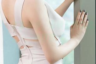 推女神 – 全套秘书，谭晓彤教你怎么优雅地打杂！