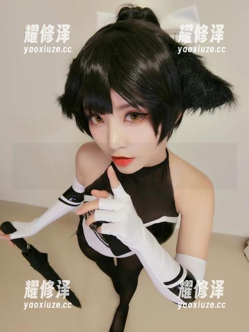 带你领略星野saori的空姐风采——图中原图不走寻常路！