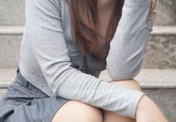 梦丝女神 – 乔儿的吊带私房合集，让人心痒痒，究竟如何才能hold住？