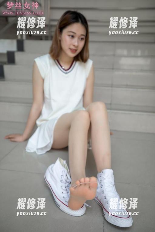 梦丝女神 - 雪馨女仆写真，眼睛不够用，快来翻看图集看看。