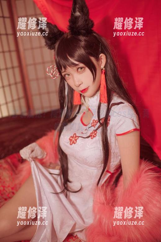 套装魔法？樱落酱w随便拍的cos照，竟也能如此迷人。
