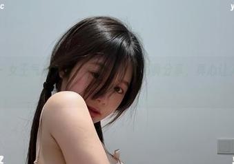 微密圈 – 女王气息十足，火龙果羊的写真分享，真心让人想学几招。