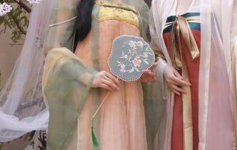 秀人网 – 七七kiko的户外套图分享，细节之美不禁让我想永远停在这一刻
