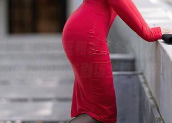 秀人网 – 是小逗逗和差不多的双人合集，不合拍的趣味剧场全面更新！