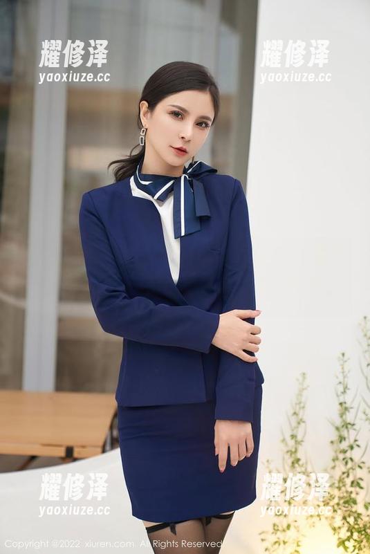 秀人网 - 看完董媛媛Janel的高清礼服照，心想：真心希望她没有搞乱后面的拼贴...