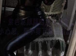 微密圈 – 紫色哒豚豚的兔女郎全套藏着不少小心思，要不要下载慢慢品位？