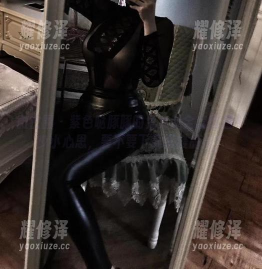 微密圈 - 紫色哒豚豚的兔女郎全套藏着不少小心思，要不要下载慢慢品位？