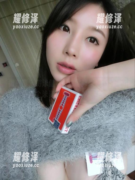 微密圈 - 游泳健将紫色哒豚豚，高清呈现了每个泳姿，资源太养眼了吧！