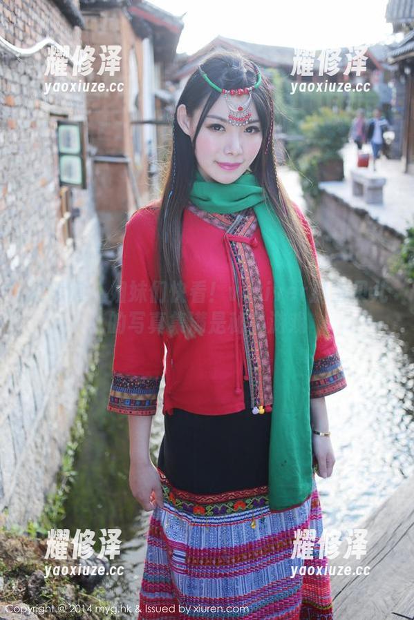 美媛馆 - 姐妹们快看！vetiver嘉宝贝儿的写真集满是秘书游戏
