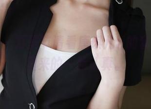 美媛馆 – 万圣节请看唐琪儿il的套图，哪里来的一脸认真。