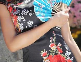 美媛馆 – 厨娘新体验：田芯娜Angel的最新图包，细节太夸张了吧？