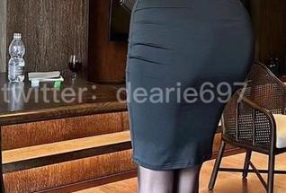 微密圈 – 脸红Dearie的美图中，那只白色蝴蝶不见了！
