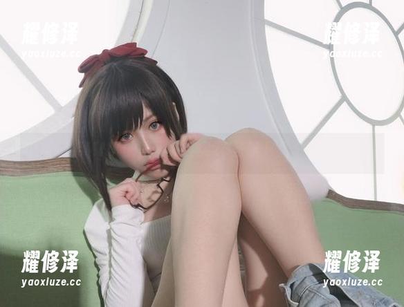 芊川一笑MNK的写真，其实2B圣诞只是个引子而已！