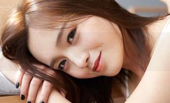 蜜桃社 – 王婉悠Queen的办公室：这组写真下载之后，小心办公室一片哔哔声！