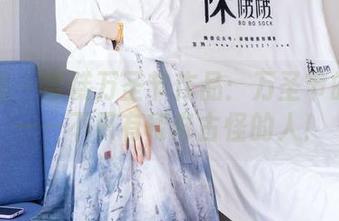 袜啵啵 – 雪糕万圣节作品：万圣节的鬼火——不只有稀奇古怪的人！