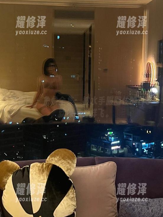 微密圈 - 詹詹全集：被水手服圈住的日子，就像风一样飞。