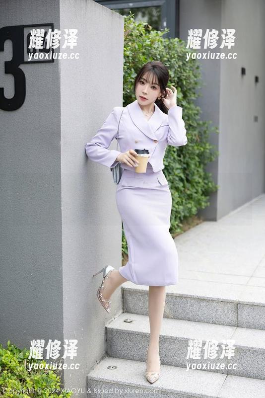 语画界 - 乔漫妮mina写真，肉丝的诱惑...不，不，我们在讨论艺术？