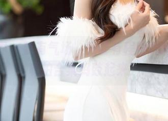 语画界 – 要有气场，先要有程程程的礼服私拍合集捣鼓起来！