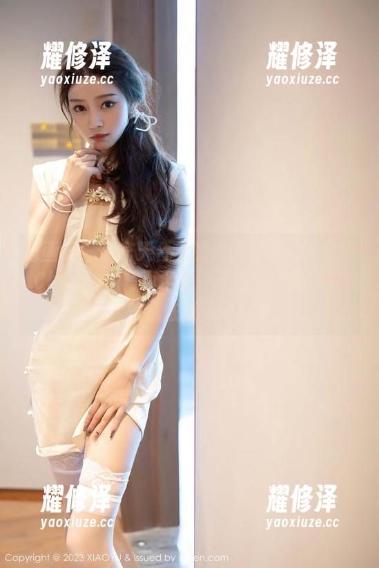 语画界 - 公寓天台上的光辉时刻：绯月樱_Cherry的写真全集——自信跌倒两次，气氛依旧美好！