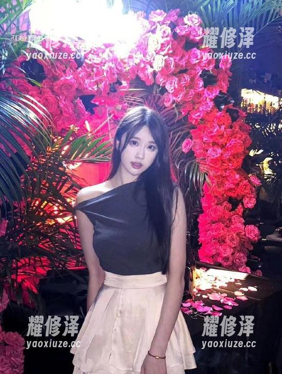 微密圈 - 众里寻腿千百度，实体不如原图！轩子巨二兔的美腿全集在这里等你哦。